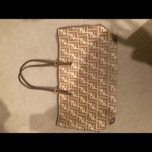 Fends Tote bag